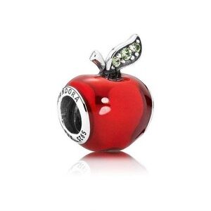 Snow White Apple Pandora Charm 🍎